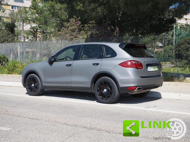 PORSCHE Cayenne usata, con Cerchi in lega