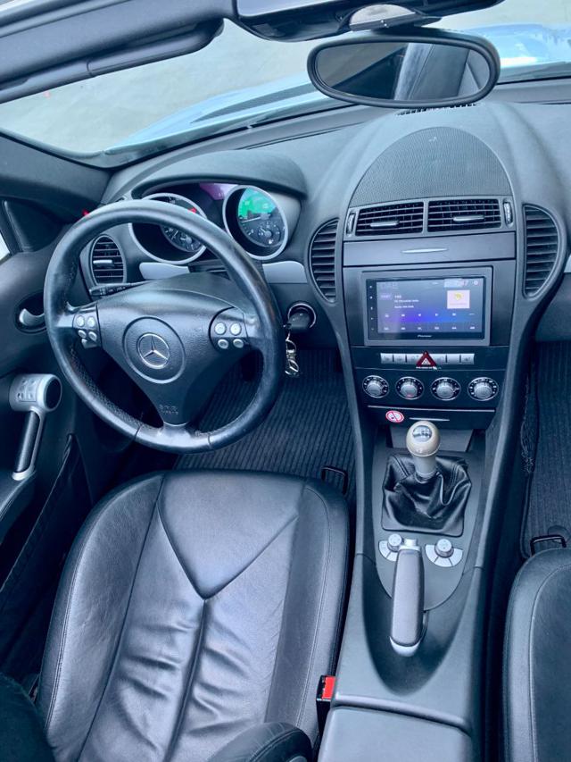 MERCEDES-BENZ SLK 200 usata, con Chiusura centralizzata