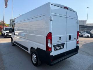 PEUGEOT Boxer usata, con MP3