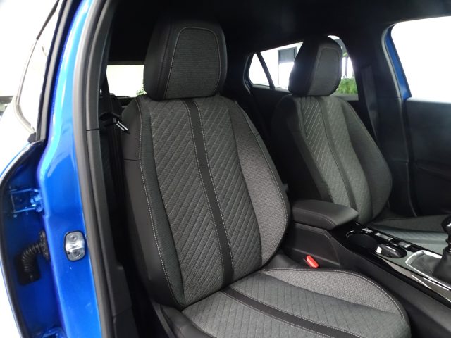 PEUGEOT 2008 usata, con Bracciolo