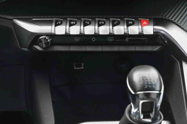 PEUGEOT 3008 usata, con Servosterzo