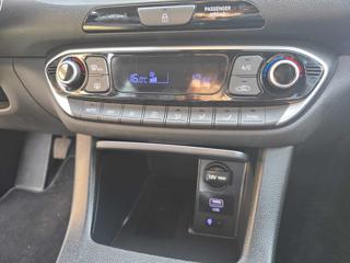 HYUNDAI i30 usata, con Climatizzatore