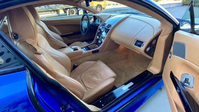 ASTON MARTIN Vantage usata, con Interni in pelle
