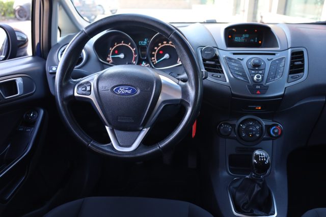 FORD Fiesta usata, con Autoradio digitale