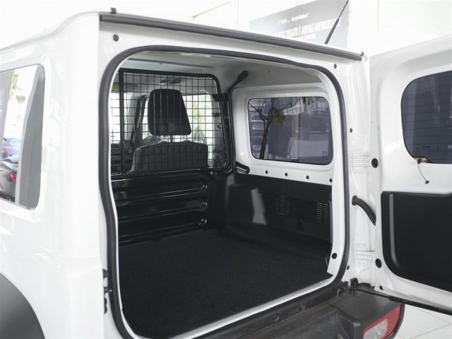 SUZUKI Jimny usata, con Vetri oscurati