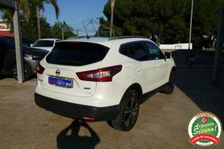 NISSAN Qashqai usata, con Boardcomputer