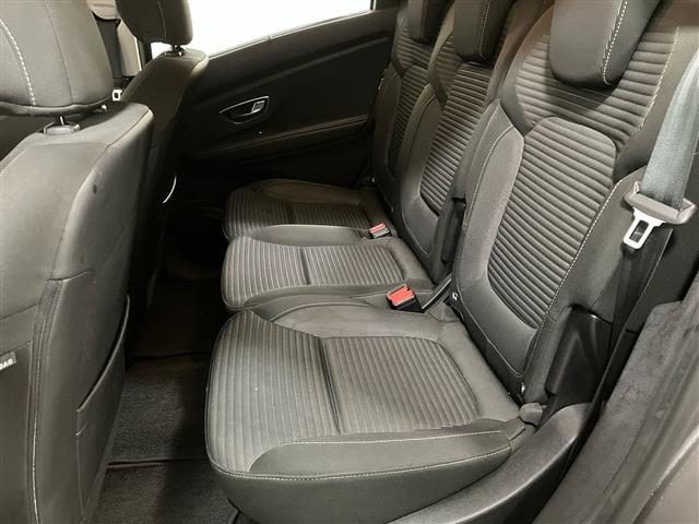 RENAULT Scenic usata, con Volante in pelle