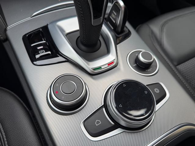ALFA ROMEO Stelvio usata, con Sensore di pioggia