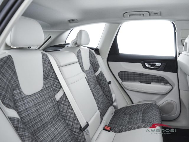 VOLVO XC60 usata 10