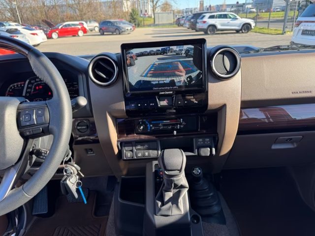 TOYOTA Land Cruiser usata, con Controllo trazione