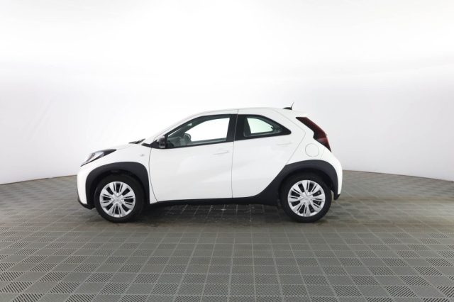 TOYOTA Aygo X usata 5