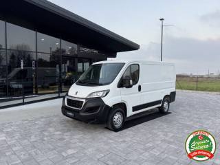 PEUGEOT Boxer usata, con Airbag