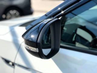 VOLKSWAGEN T-Roc usata, con Specchietto retrovisore con funzione antiabbagliamento