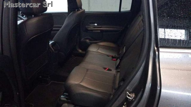 MERCEDES-BENZ GLB 200 usata 3