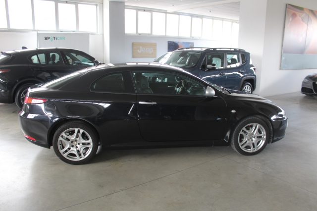 ALFA ROMEO GT usata, con Autoradio