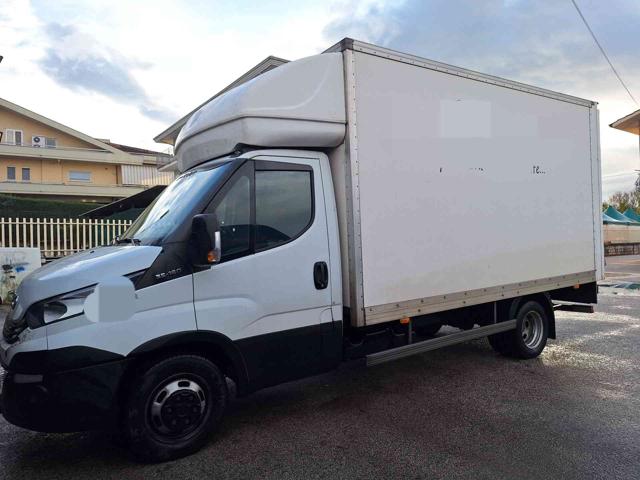 IVECO Daily usata, con Autoradio