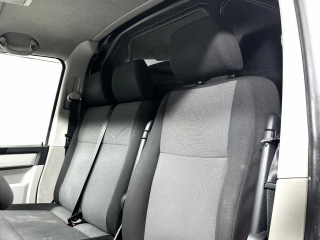 VOLKSWAGEN Transporter usata 16