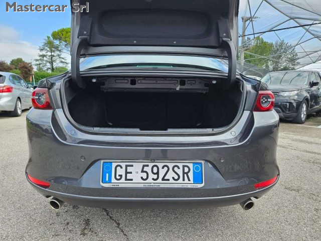 MAZDA 3 usata, con Autoradio digitale