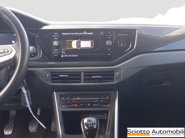 VOLKSWAGEN Taigo usata, con Fari LED