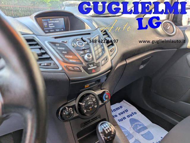 FORD Fiesta usata, con Lettore CD
