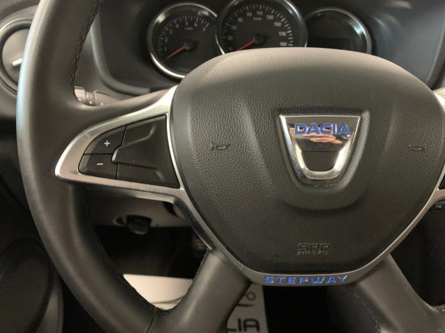 DACIA Sandero usata, con Sistema di navigazione