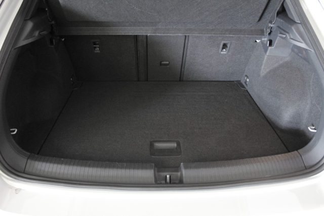 VOLKSWAGEN T-Roc usata, con Cruise Control