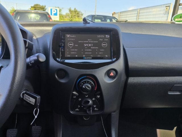 TOYOTA Aygo usata 9