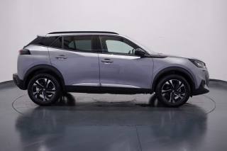 PEUGEOT 2008 usata, con Controllo automatico clima