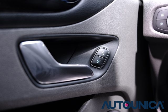 FORD Tourneo Custom usata, con Bluetooth