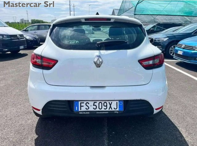 RENAULT Clio usata, con Autoradio