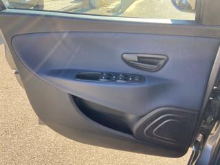 LANCIA Ypsilon usata 29