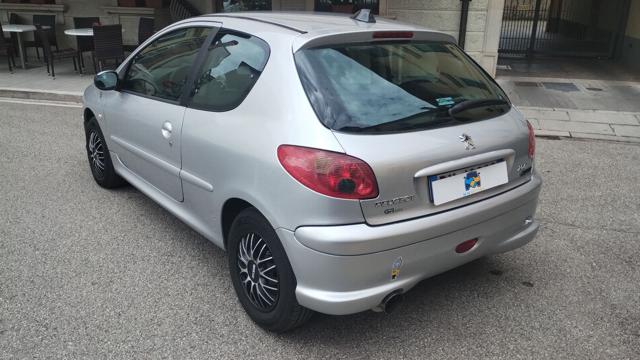 PEUGEOT 206 usata, con Sedile posteriore sdoppiato