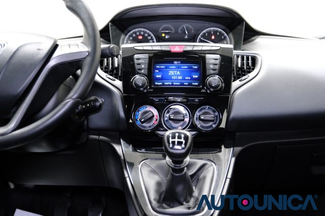 LANCIA Ypsilon usata 35