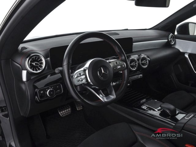 MERCEDES-BENZ CLA 180 usata 7