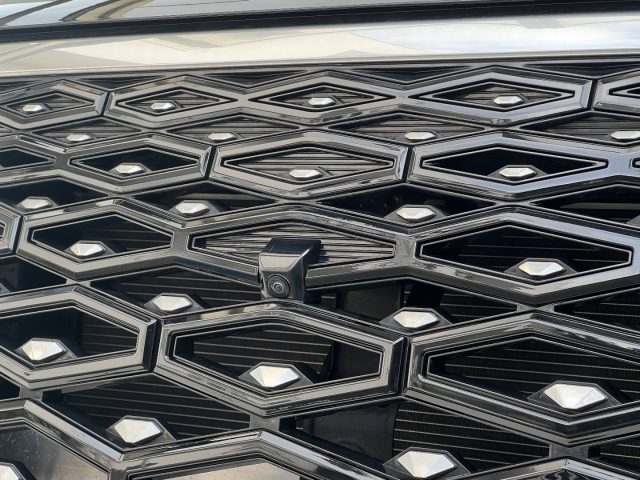 OMODA 5 usata, con Tettuccio apribile