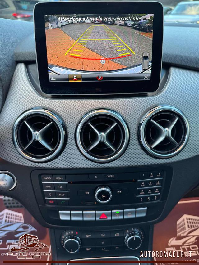 MERCEDES-BENZ B 200 usata, con Volante in pelle