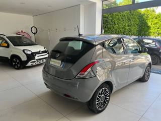 LANCIA Ypsilon usata, con Cronologia tagliandi