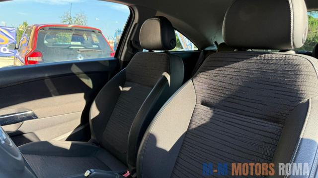OPEL Corsa usata, con ESP