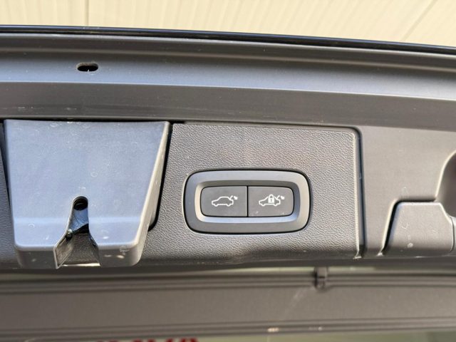 VOLVO XC60 usata, con Controllo trazione