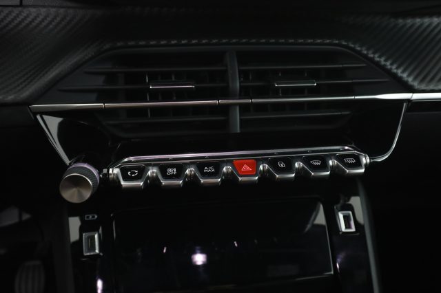 PEUGEOT 2008 usata 12