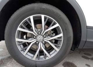 VOLKSWAGEN Tiguan usata, con Autoradio