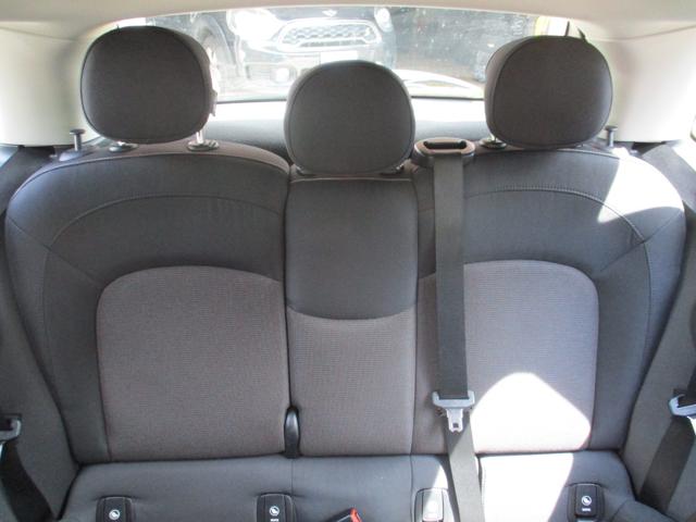 MINI Cooper usata, con USB