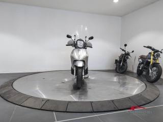 PIAGGIO Beverly 500 usata 6