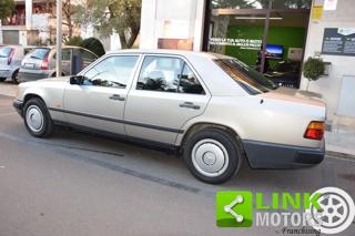 MERCEDES-BENZ 200 usata, con Interni in pelle