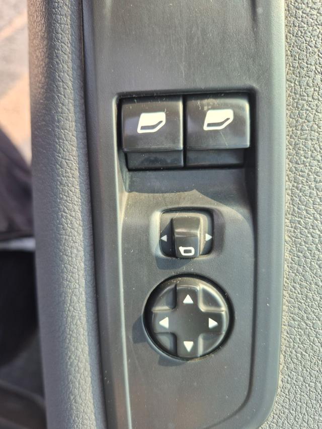 PEUGEOT Expert usata, con Chiusura centralizzata