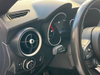 ALFA ROMEO Stelvio usata, con Portellone posteriore elettrico