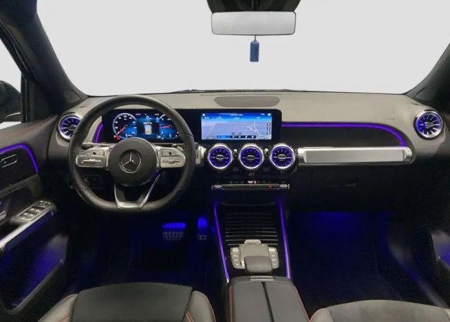 MERCEDES-BENZ GLB 200 usata, con Climatizzatore