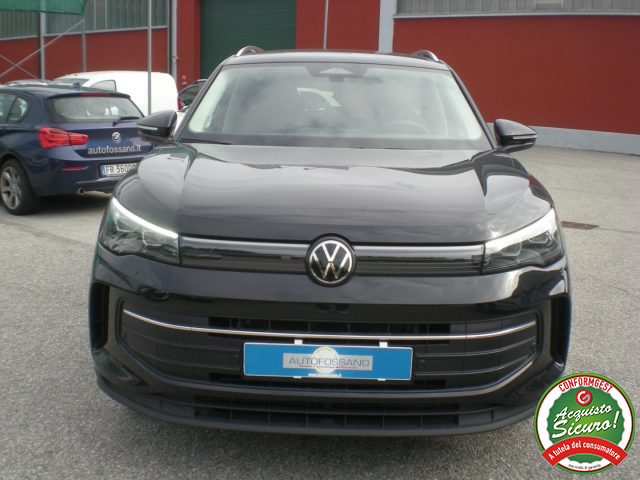 VOLKSWAGEN Tiguan usata, con Airbag laterali