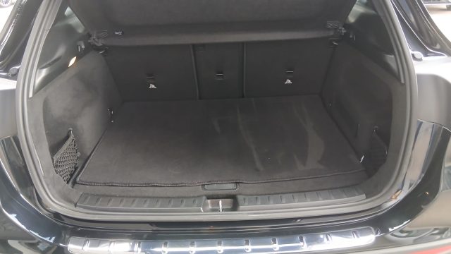 MERCEDES-BENZ GLA 180 usata, con Filtro antiparticolato