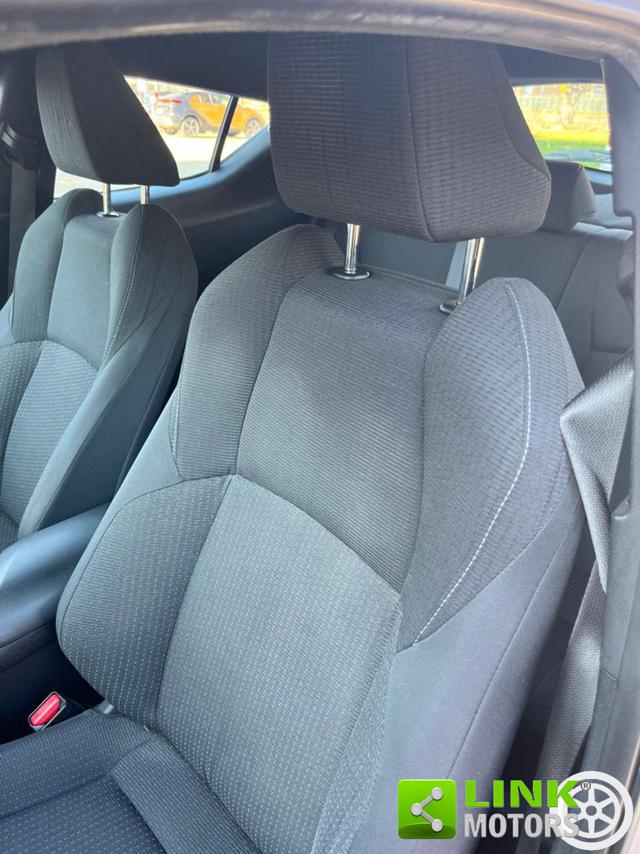 TOYOTA C-HR usata, con Fendinebbia